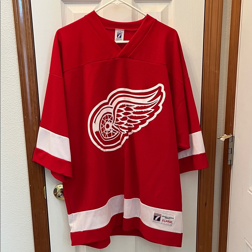 NHL Vintage Detroit Red Wings Jersey